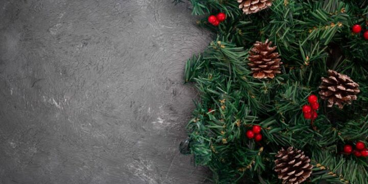 Eco-Friendly Festivities: The Benefits of Choosing Artificial Christmas Garlands Over Natural Ones