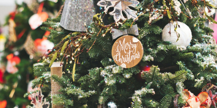 How Decorating Christmas Trees and Ornaments Boost Your Healthy Mindset and Exercise Regime